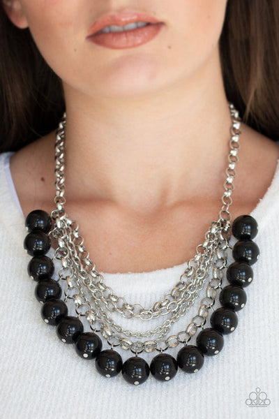 One-Way WALL STREET Black Necklace