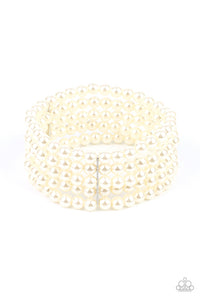 A Pearly Affair White Bracelet