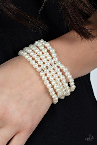 A Pearly Affair White Bracelet