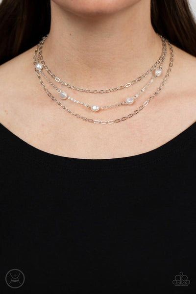 Offshore Oasis White Choker