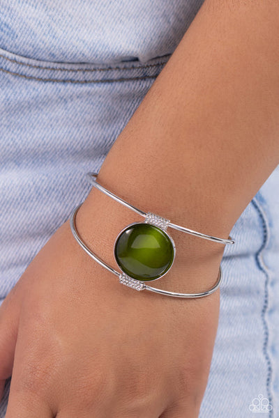 Candescent Cat's Eye Green Bracelet