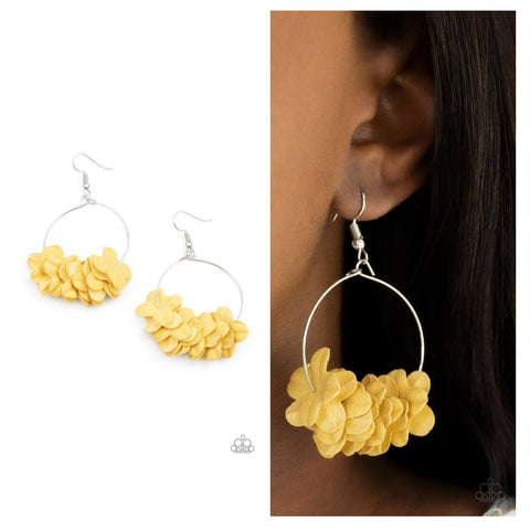 Flirty Florets Yellow Earring